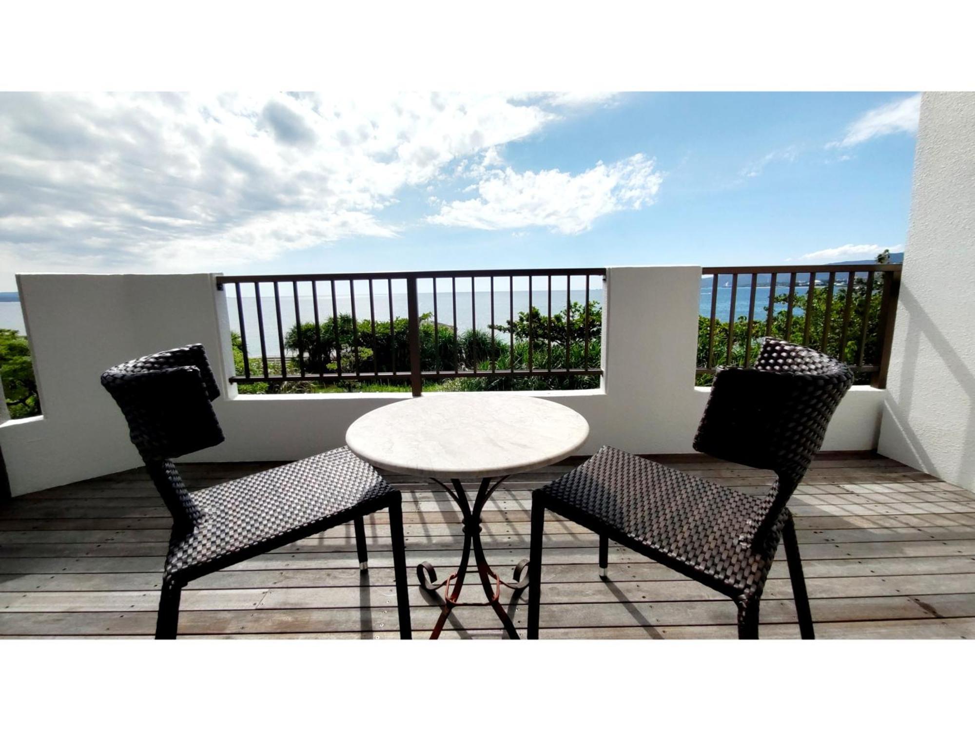 Kariyushi Condominium Resort Sea Side House Nago Eksteriør billede
