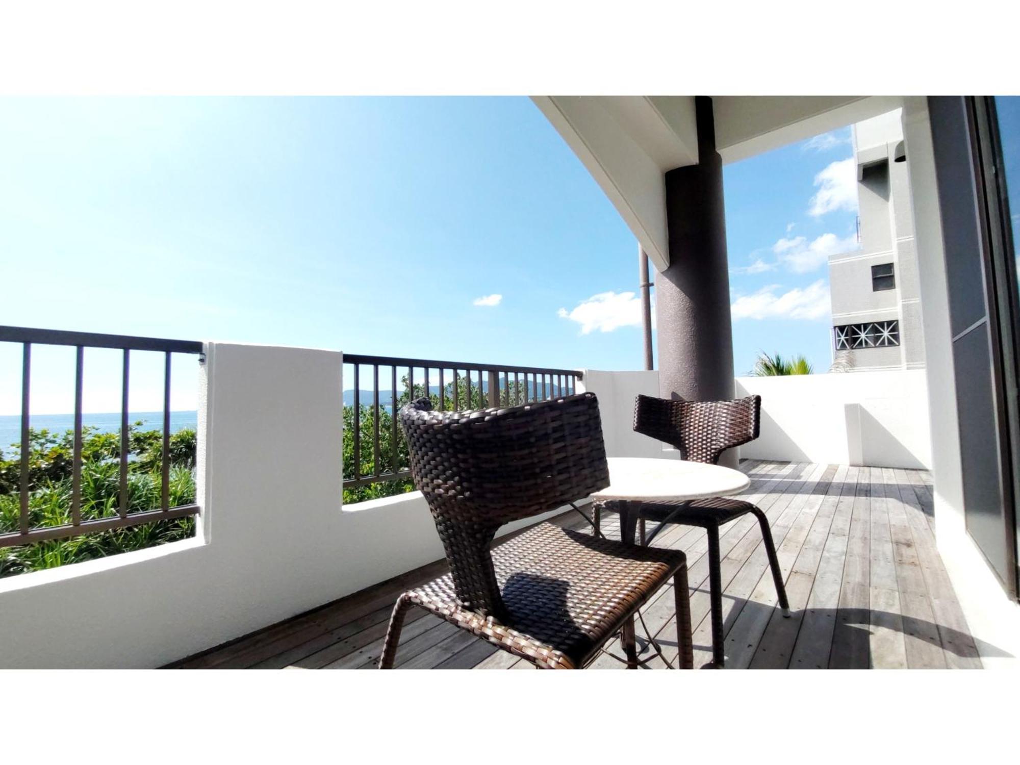 Kariyushi Condominium Resort Sea Side House Nago Eksteriør billede
